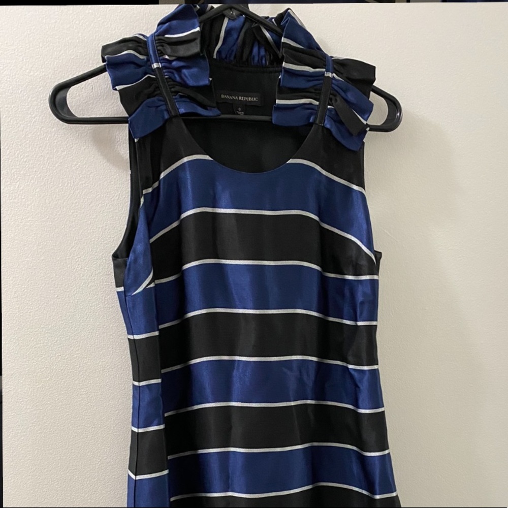 Banana Republic sleeveless dress